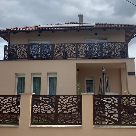 Dodi Apartman Залакарос Екстериор снимка