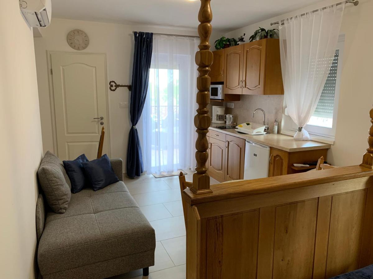 Dodi Apartman Залакарос Екстериор снимка