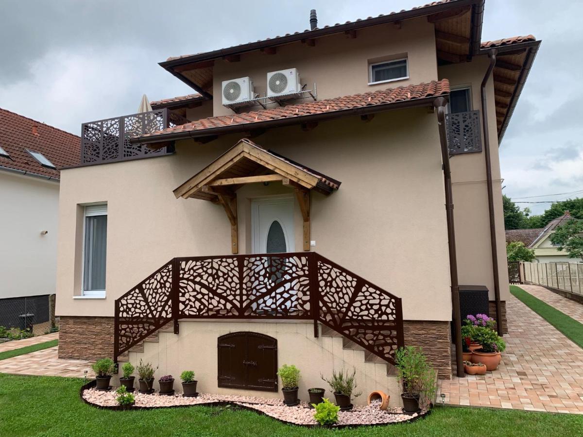 Dodi Apartman Залакарос Екстериор снимка